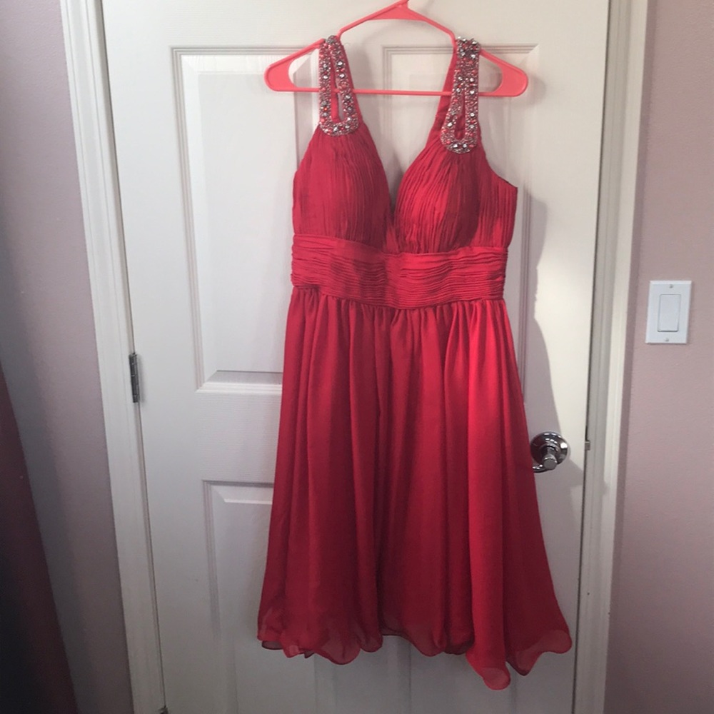 Mayqueen short red dress